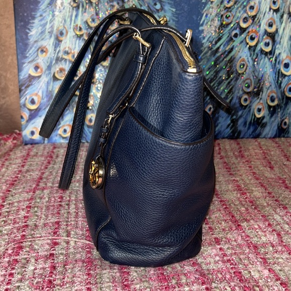 Michael Kors Navy Blue Jet Set Pebbled Leather Tote Bag - Picture 5 of 16